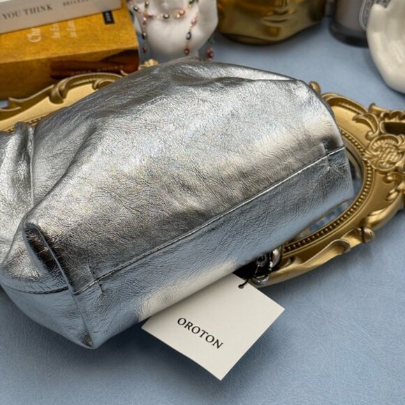 🆕 OROTON 🧿 NWT Gretel Mini Top Handle, Metallic Silver - Picture 13 of 16